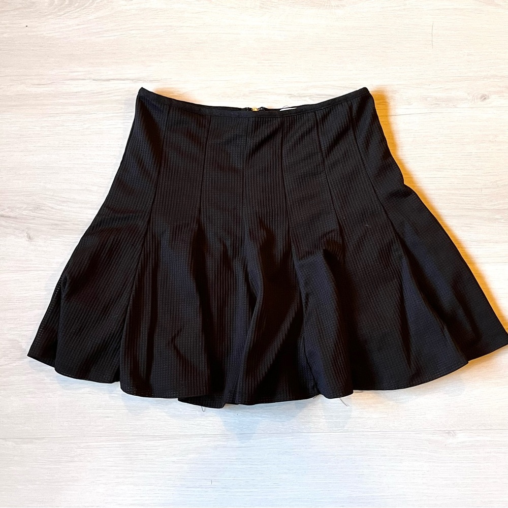 Y2K Vintage Let Her Be Pleated Textured Black Fit and Flare Mini Skirt Size M